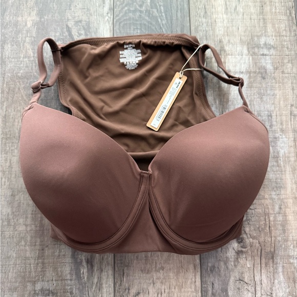 SKIMS Fits Everybody Back Smoothing Full Coverage T-Shirt Bra 32G in Cocoa - NWT - Picture 3 of 7